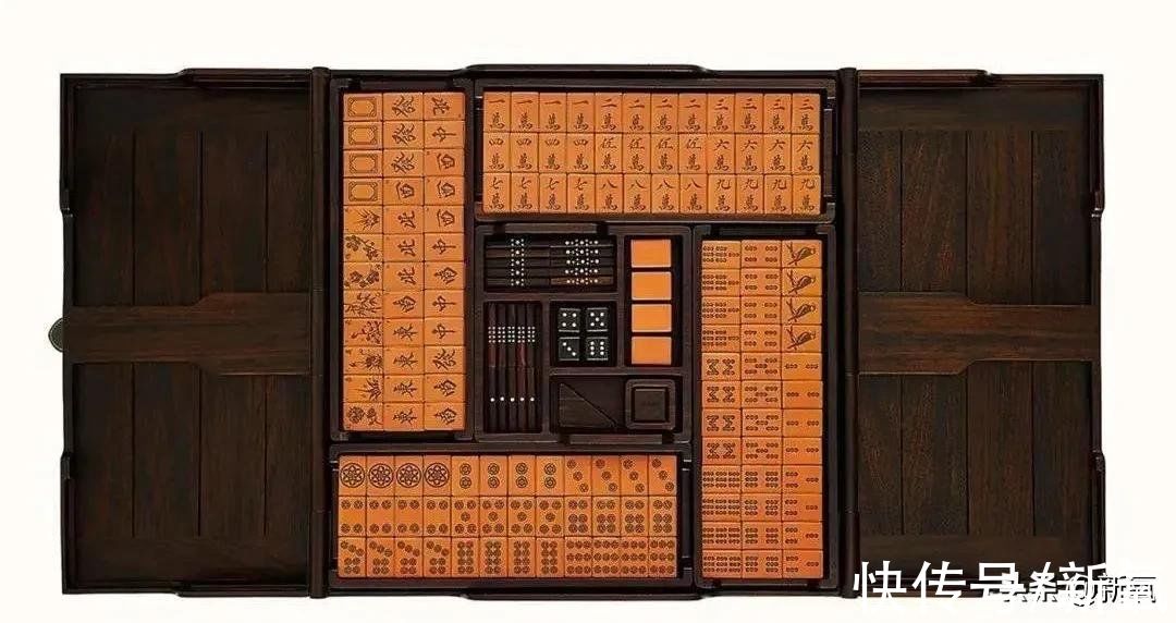 巴黎世家|有钱但真土，说的就是她们