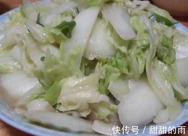 胡蘿卜|白菜別只會炒著吃，跟此物一起涼拌，開胃消食，孩子常吃防感冒
