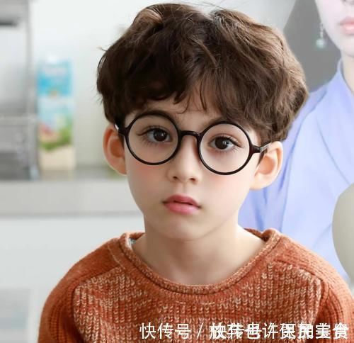 头顶 10款小男孩发型推荐,越剪越有型,给你儿子选一款吧