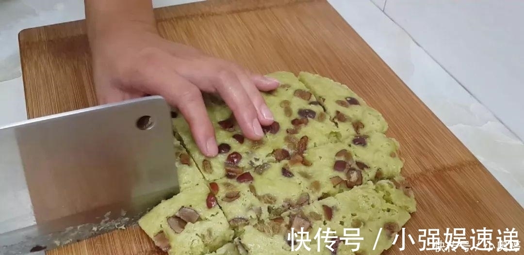 白糖|3勺白糖, 1斤面粉, 不用和面, 做出来最好吃的发糕, 边吃边流口水