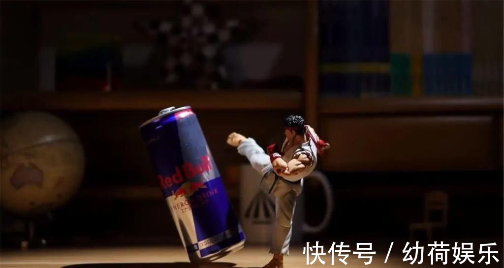 篠健太|还原出游戏中的打击感,海外达人自制《街头霸王》定格动画