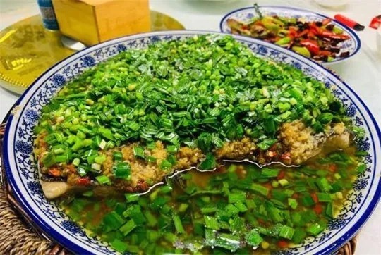 冷锅鱼|吃遍大连-看看!鱼头吃出这么多花样.......专治你刁钻的胃~