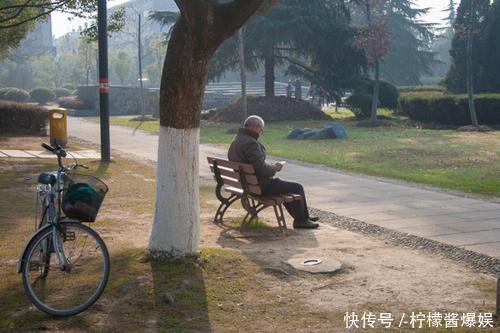 痴呆症|这6类老人,可能会受到老年痴呆的“青睐”!看看会有你吗?