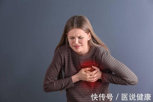 症状表现|患有心脏疾病时,身体或出现这6种情况,别当成小毛病,及时检查