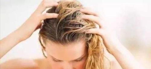 洗头发前多加一步,7天不洗头依旧清爽不油腻,还能去头皮屑