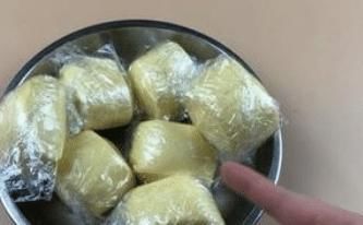 冷冻法|保存馒头,不要直接放冰箱,只需一招,放再久依旧新鲜,又香又软