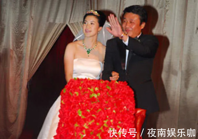 体坛|乒乓球界“大魔王”王楠,退出体坛嫁豪门,如今婚姻幸福儿女双全