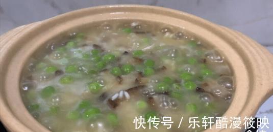 饭菜|天热不爱炒菜,试一试做腊肉豌豆焖饭,饭菜都有了,省时省事