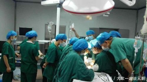 医生|40岁高龄产妇为要儿子拼3胎，剖开肚子后，医生摇头全家都乱了套
