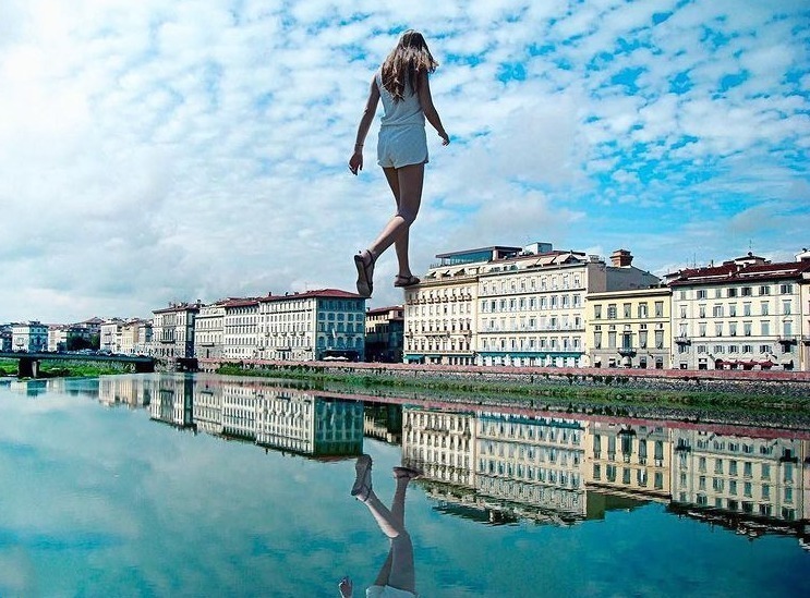 艺术家|这位好“色”的艺术家,拿大自然当画板,引11万人“想入非非”!