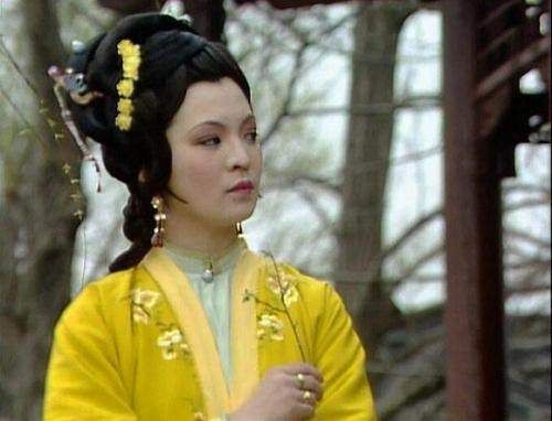 王熙凤|夏金桂不是无理取闹!撒泼打滚只因薛家做了三件对不起她的亏心事