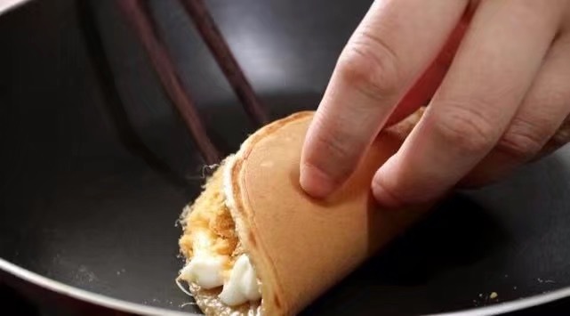 南瓜新做法，不用蒸，不用煮，简单易做，口口香酥，在外面吃不到