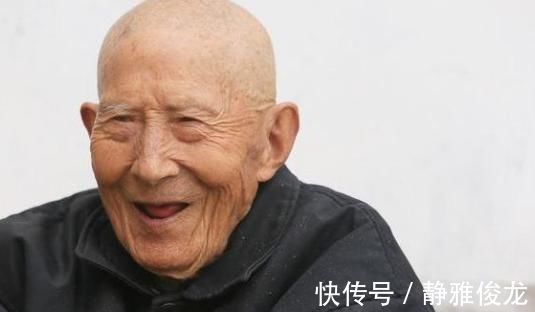 长寿|百岁老人并非时常锻炼,为何他们依然长寿?3个原因为后天形成!