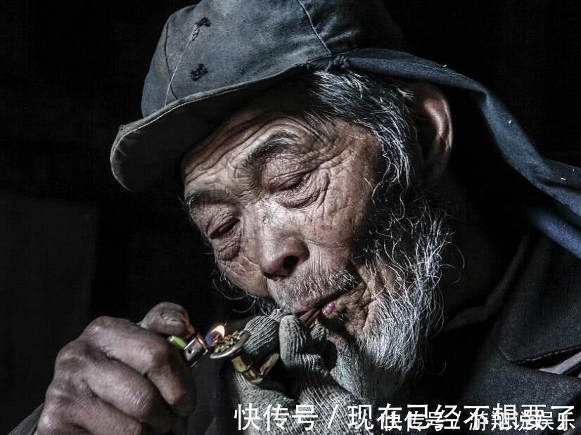 体味|老人味尴尬讨人嫌,医生:40岁后牢记以下事,再老也没味