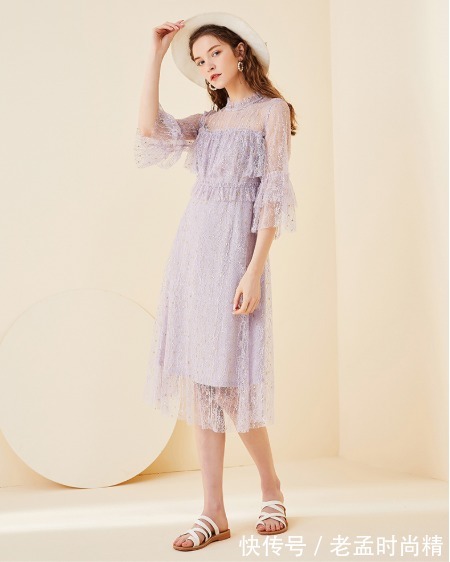 裙子 秋天穿裙子怕显胖?这三种裙子超美又显瘦,女生衣柜必备