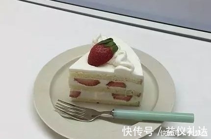 水果蛋糕|假如男神请你吃蛋糕，桌上5块美味的蛋糕，你会选择吃哪一块？