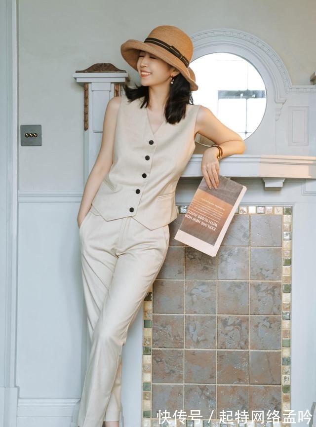 穿搭|不喜欢繁琐的搭配?来借鉴三木的极简风穿搭,舒适又气质