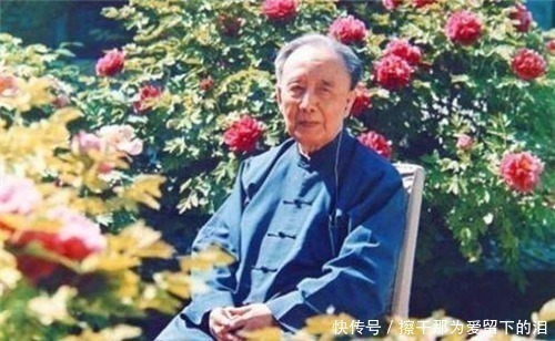 中国书法!郭沫若写了两个字,卖出1610万天价,专家仔细研究后确实值这价