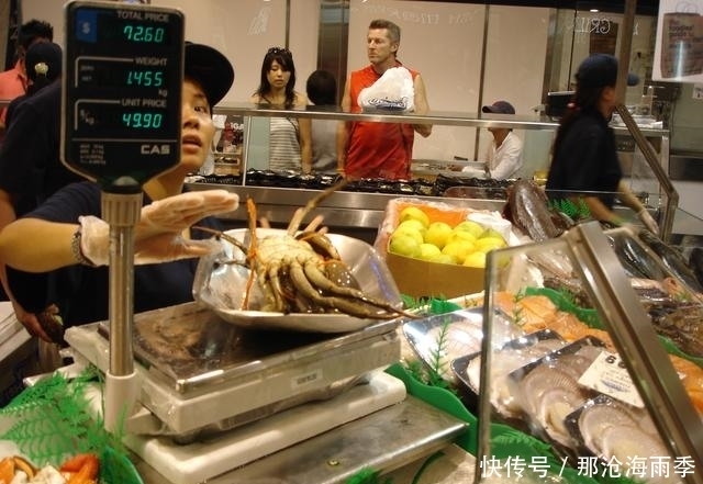 听说澳大利亚是个不会钓鱼都能钓上来鱼的地方,果然钓爆了