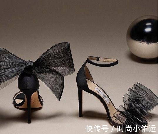 goose 疫情杀死高跟鞋?Jimmy Choo、红底鞋等精品鞋怎样做危机处理?