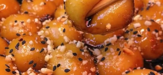 这样做汤圆人人爱吃，10分钟做一锅，软糯香甜比煮的还要好吃