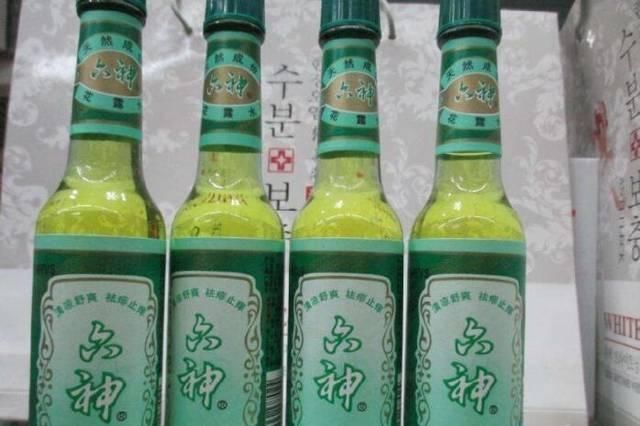 花露水|你家里有花露水吗?教你花露水4大妙用,解决生活中的烦恼,真棒