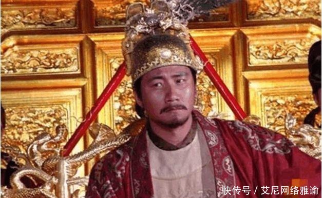 云奇|小太监阻拦皇帝出宫,皇帝一怒之下将其打死,后来发现太监救了他