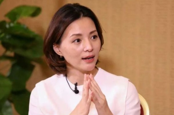 董卿遭韩红怒批不懂就别乱说,董卿的回复堪称教科书,尽显情商