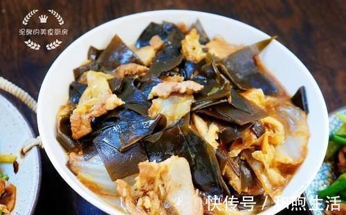 一家三口的晚餐，朋友圈走红，网友：家常过日子拒绝精致穷