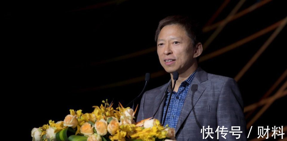 张朝阳|昔日国内互联网四大之一，现市值下滑不足一成，终卖“搜狗”套现