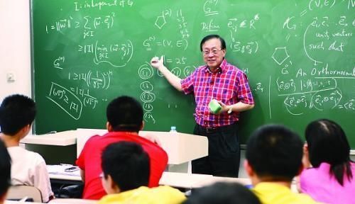 姚期智|姚期智:放弃美国国籍加入中国籍,专家:他的厉害强到你难以想象