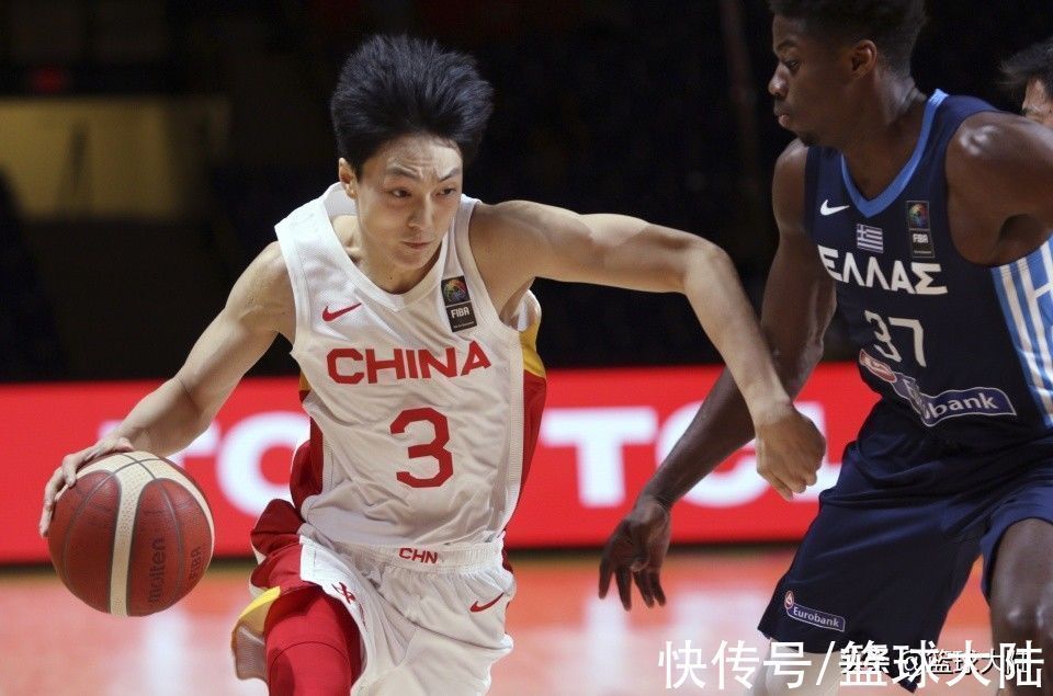 胡明轩|中国男篮进行阵容调整!最强首发出炉,能否战胜澳大利亚、日本?