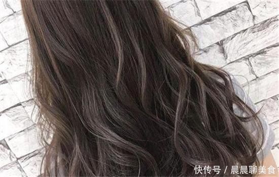 麻花辫|羊毛卷可以编辫子吗 怎么编头发弄成羊毛卷