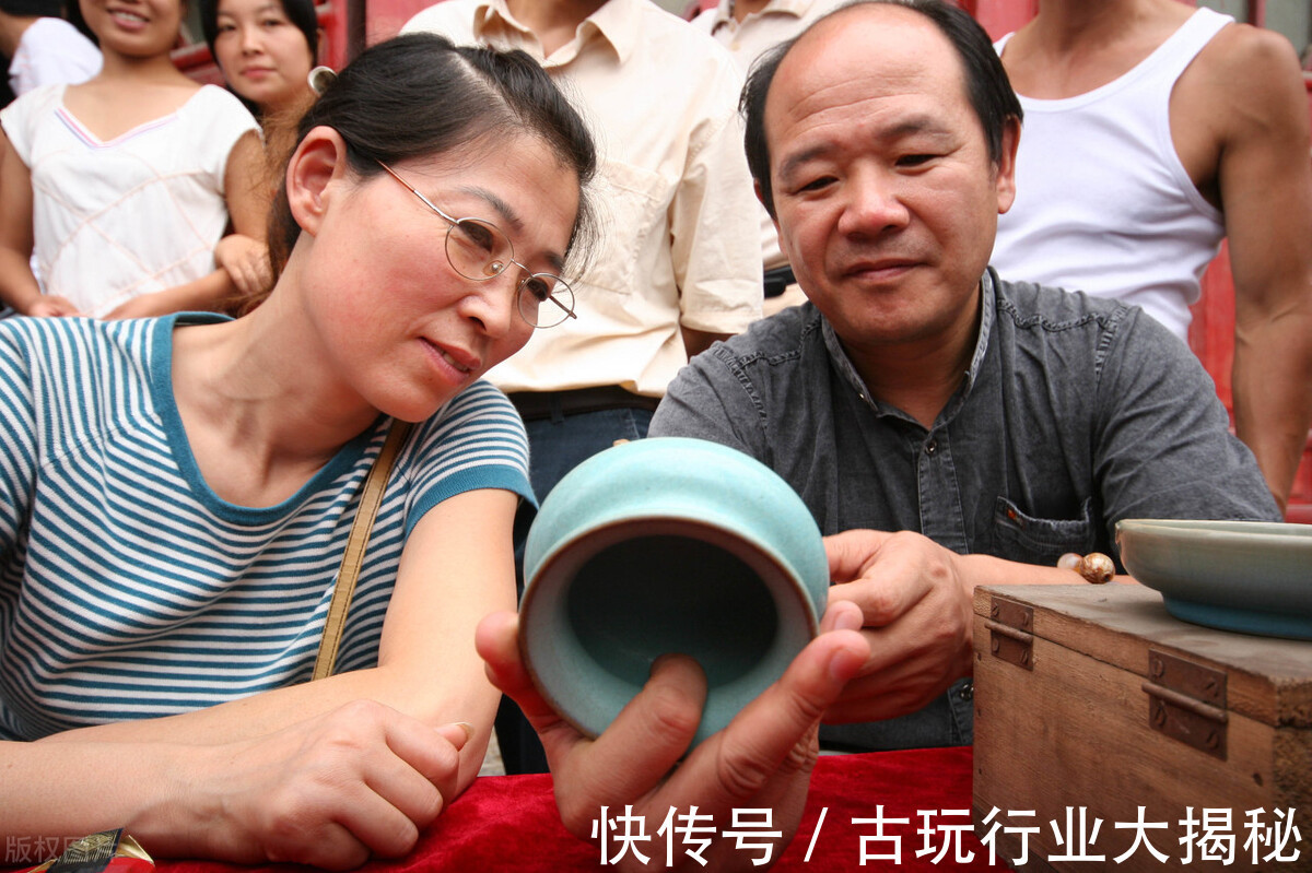 家们|为什么很多富豪买完古董都倒下了？古董是商品，需要流动，值得我们好好反思！