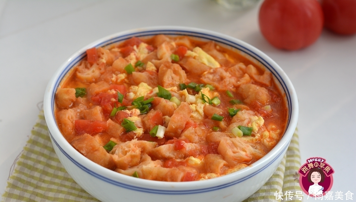  剩油条新做法，入锅搅一搅，喷香扑鼻开胃，老公儿子都说没吃够