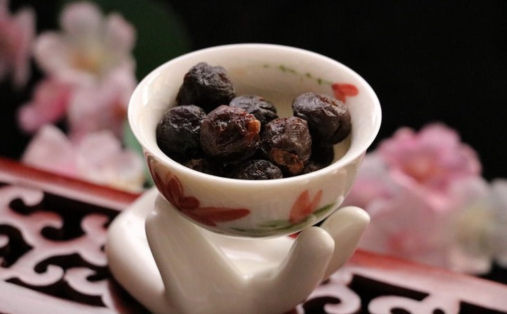 桂圆干|8月要常吃桂圆,教你正确吃法,好吃不上火,气色差的人多吃点