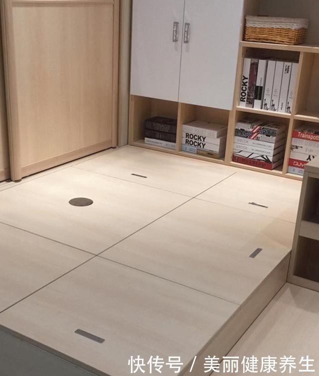 小户型|小户型舍弃电视墙不买沙发，日子久了才明白，“去客厅化”多惬意！