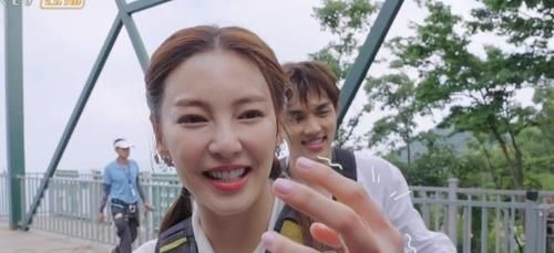 退出節(jié)目錄制的張雨綺,這次小題大做了?事實上并非戀愛腦
