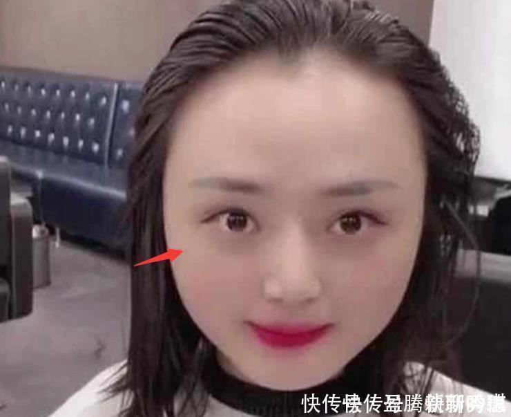 女生脸的“尺寸”变得越来越大八成因这3习惯,学生党“趁早”改