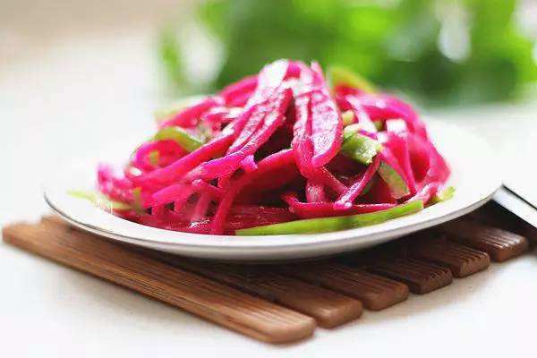 火龙果皮|吃火龙果皮好处多多，但不是人人都适合，此类人吃了对身体不好