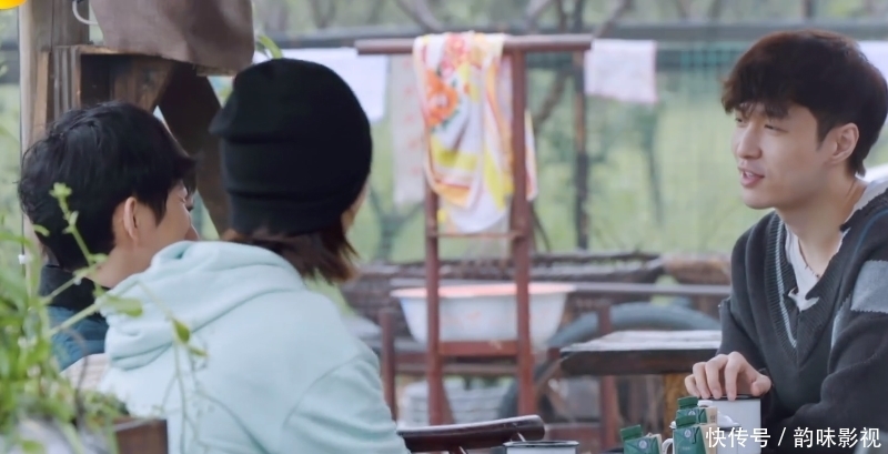 辟谣 张艺兴镜头前后对杨紫的称呼不同,引发杨紫吐槽,避嫌心态好明显