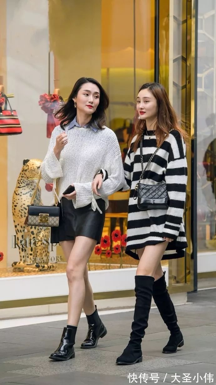 小姐妹|美女街拍:不过三十而已!脱去稚嫩外衣,无论从哪个角度来看,她都很漂亮