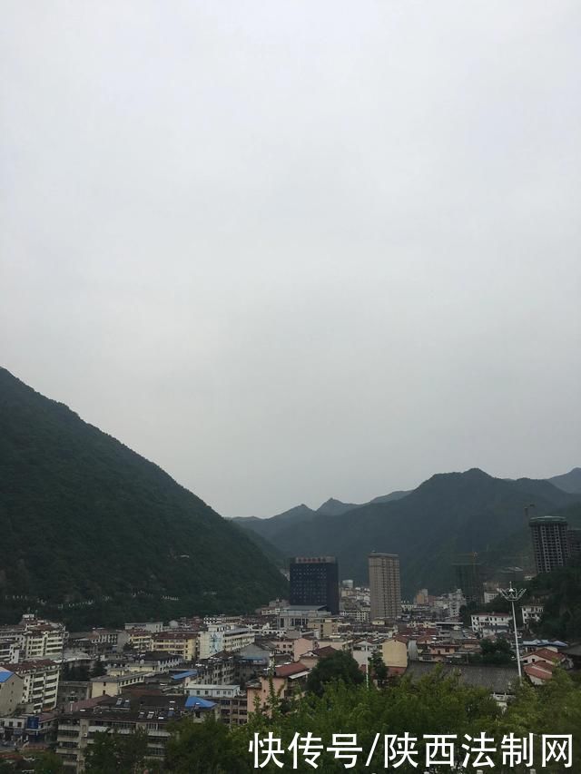 县城|秦岭中最狭窄的县城--柞水县