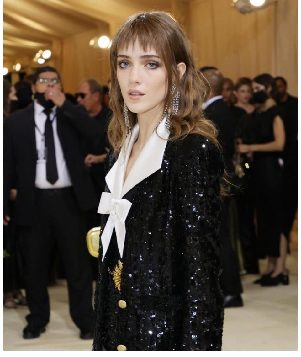 美女图——美国00后演员塔莉娅·莱德