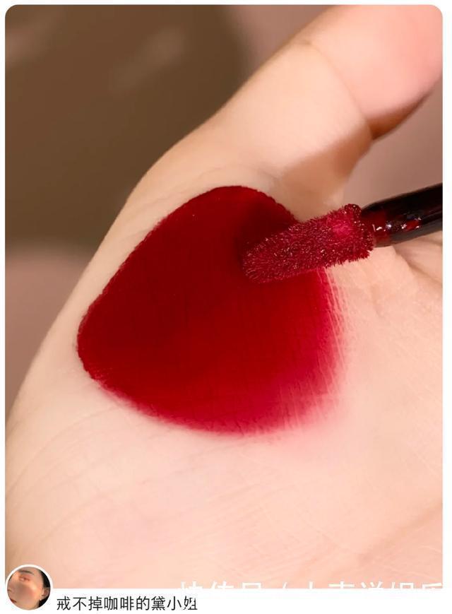 小姐姐|9大品牌冬季新品口红试色!雅诗兰黛569炸了!焦糖辣椒太显白