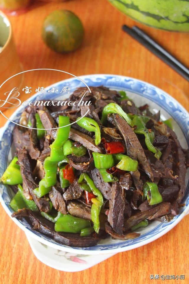 宝妈|猪身上这两样,比猪肉香,不燥润肺睡眠好,秋季尤其要做给家人吃