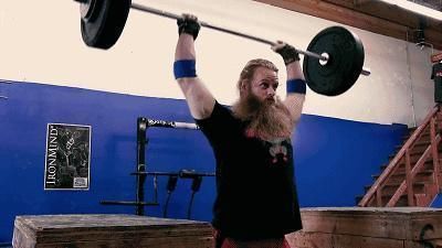 锻炼|想要提升衣品,需要打造美肩,了解肩部常识,让你穿衣有型