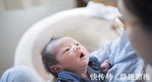 孩子|哄娃时常用的这一姿势,对孩子的伤害很大,多数父母还在犯