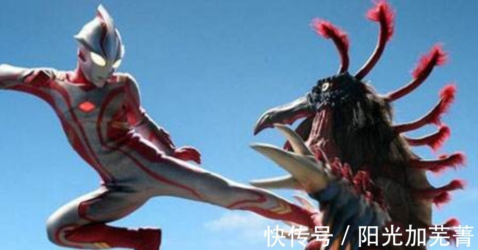 m78星云|空手接白刃,想背摔怪兽反被压,守护我的奥特曼竟然是一群沙雕