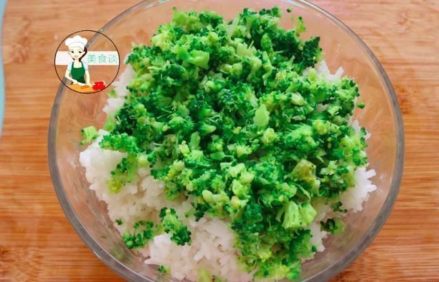 西兰花|想吃又怕胖?晚餐这样吃,简单营养,敞开吃还不长胖,就这么简单